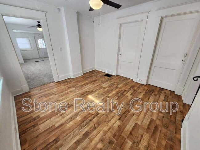 Building Photo - 4412 S 12th St