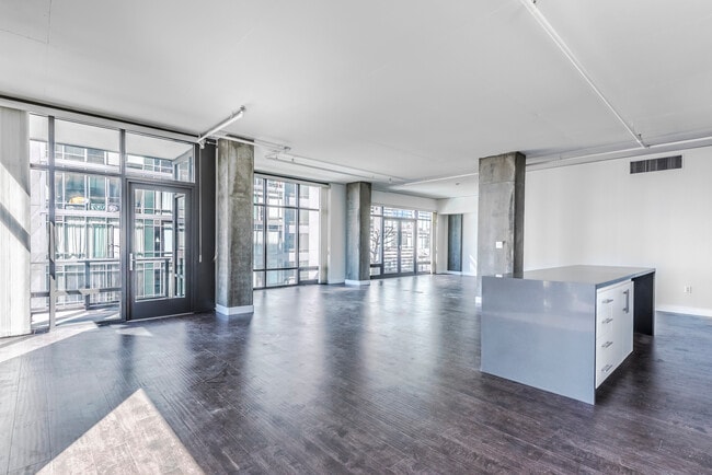 Building Photo - 1111 S Grand Ave