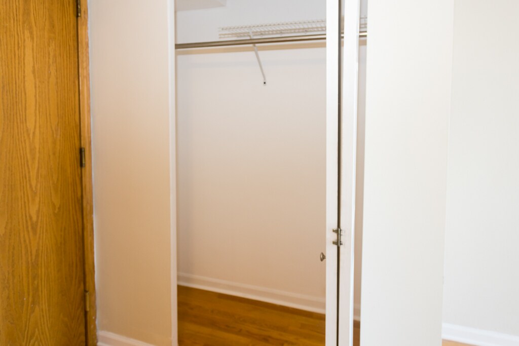 Building Photo - 4180 N Marine Dr