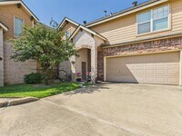 Building Photo - 1808 W Villa Maria Rd