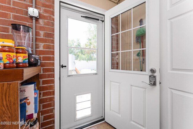 Building Photo - 121 Bluefish Ave