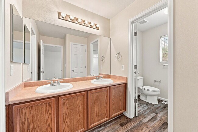 Building Photo - $2,040.95 with $300 Off the first month's rent - 2 Beds, 2.5 Baths, Townhome in Fountain with 2-C...