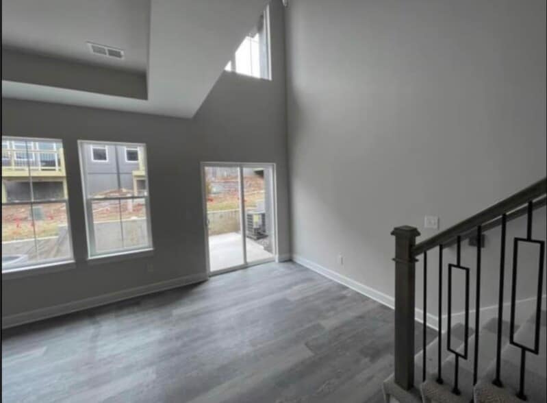 Building Photo - 12389 S Prairie Creek Rd