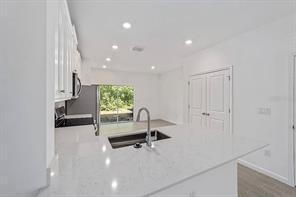 Building Photo - Stylish College Park Townhome with Dual En-Suites, Available now $1,600.