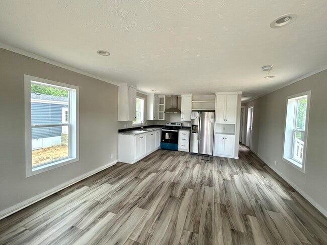 Building Photo - 2110 US-127