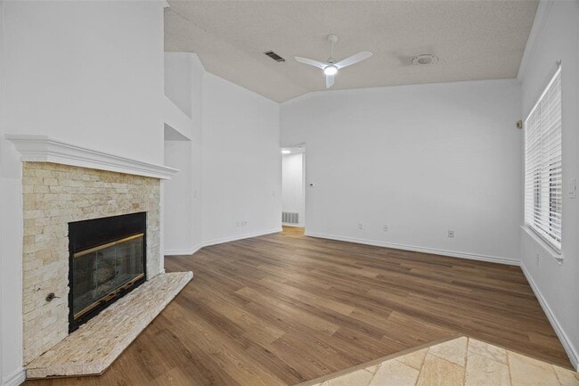 Building Photo - 8417 Cornerwood Dr