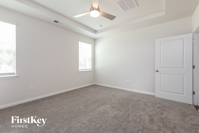 Building Photo - 511 Carronade Ct