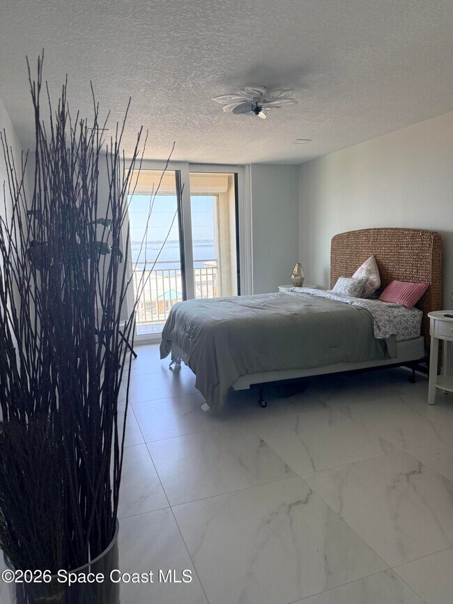 Building Photo - 3223 S Atlantic Ave