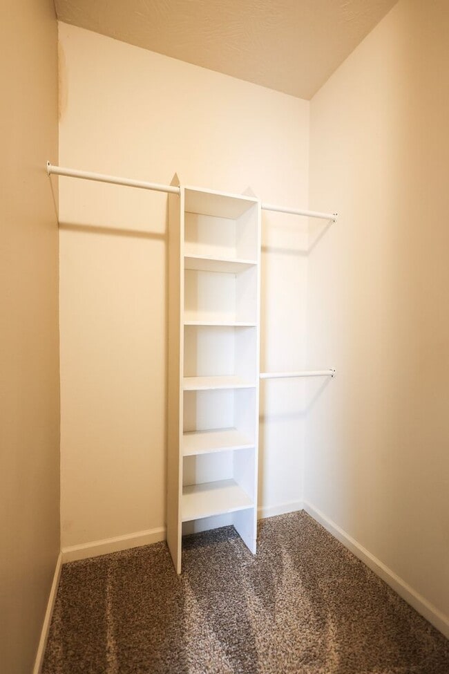 Building Photo - 414 E Harrison St