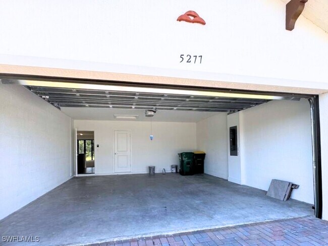 Building Photo - 5277 Marano Dr