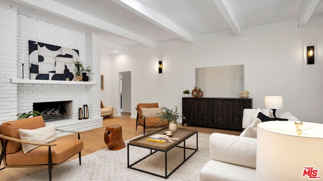 Building Photo - 4559 Morella Ave