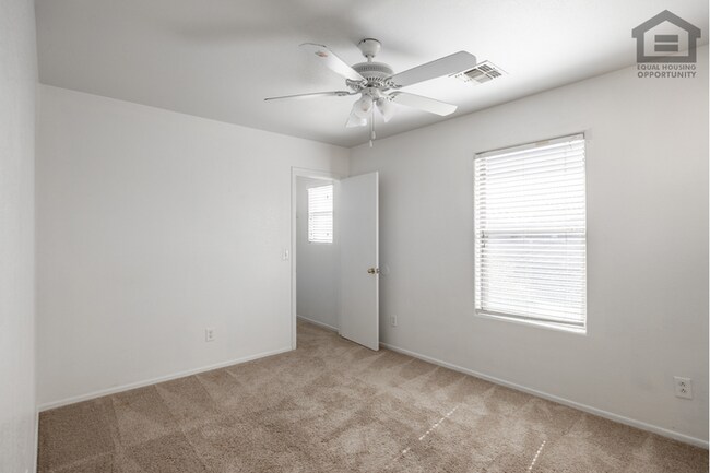 Building Photo - 3Bed/2.5Bath House in Maricopa! Move-In Ready on 07/09/2026!