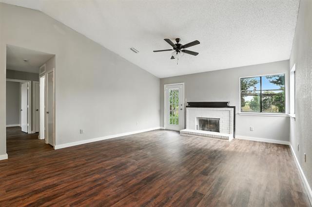 Building Photo - 1214 High Mesa Dr