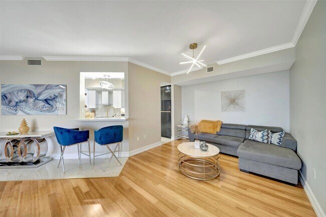 Building Photo - 6051 N Ocean Dr