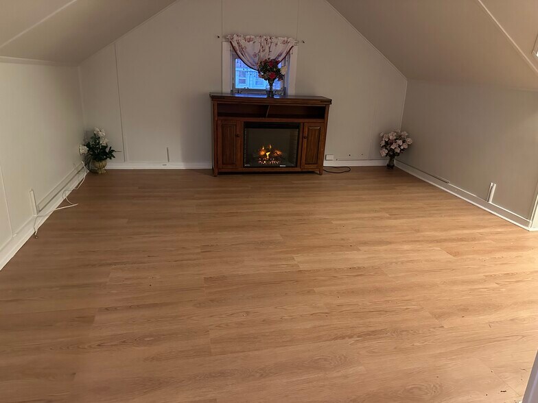 Building Photo - 269 N 1st Ave