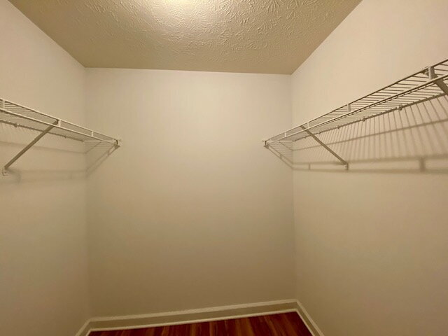 Building Photo - Beautiful 4 Bedroom home in Plainfield! Huge Storage!