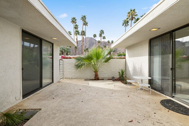 Building Photo - 76750 Lark Dr