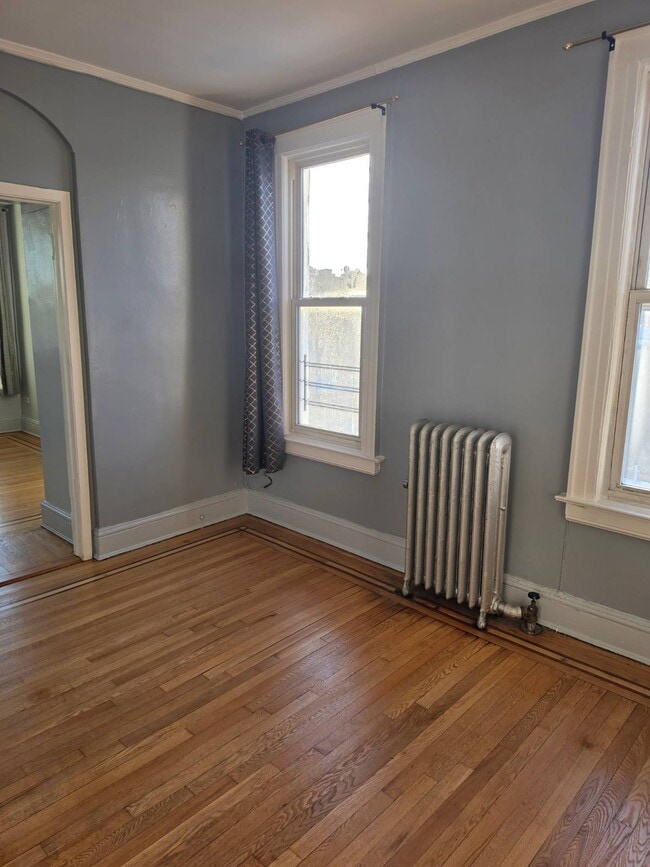 Building Photo - 47-01 30th Ave.