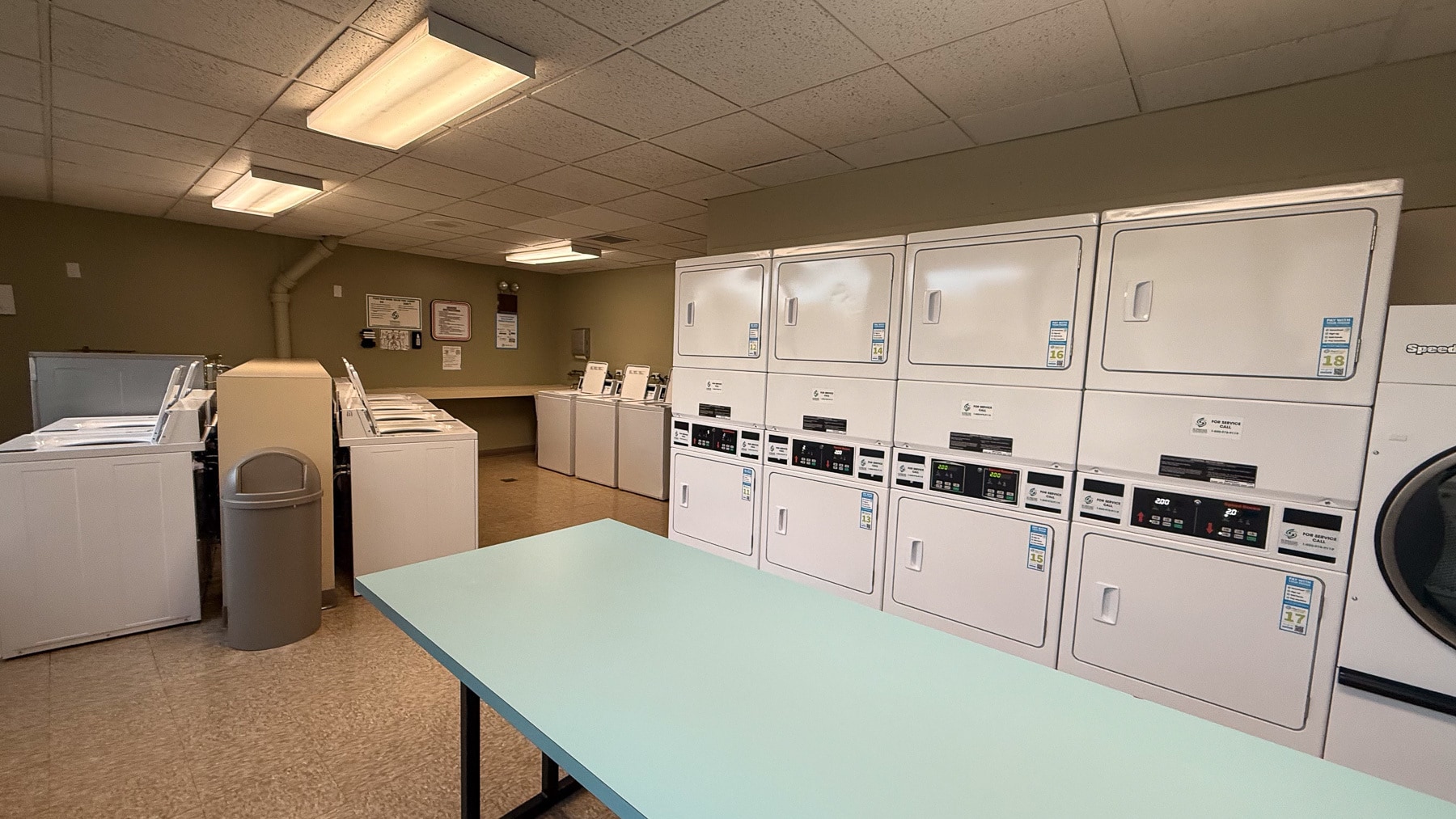 Building Photo - 233 E Erie St