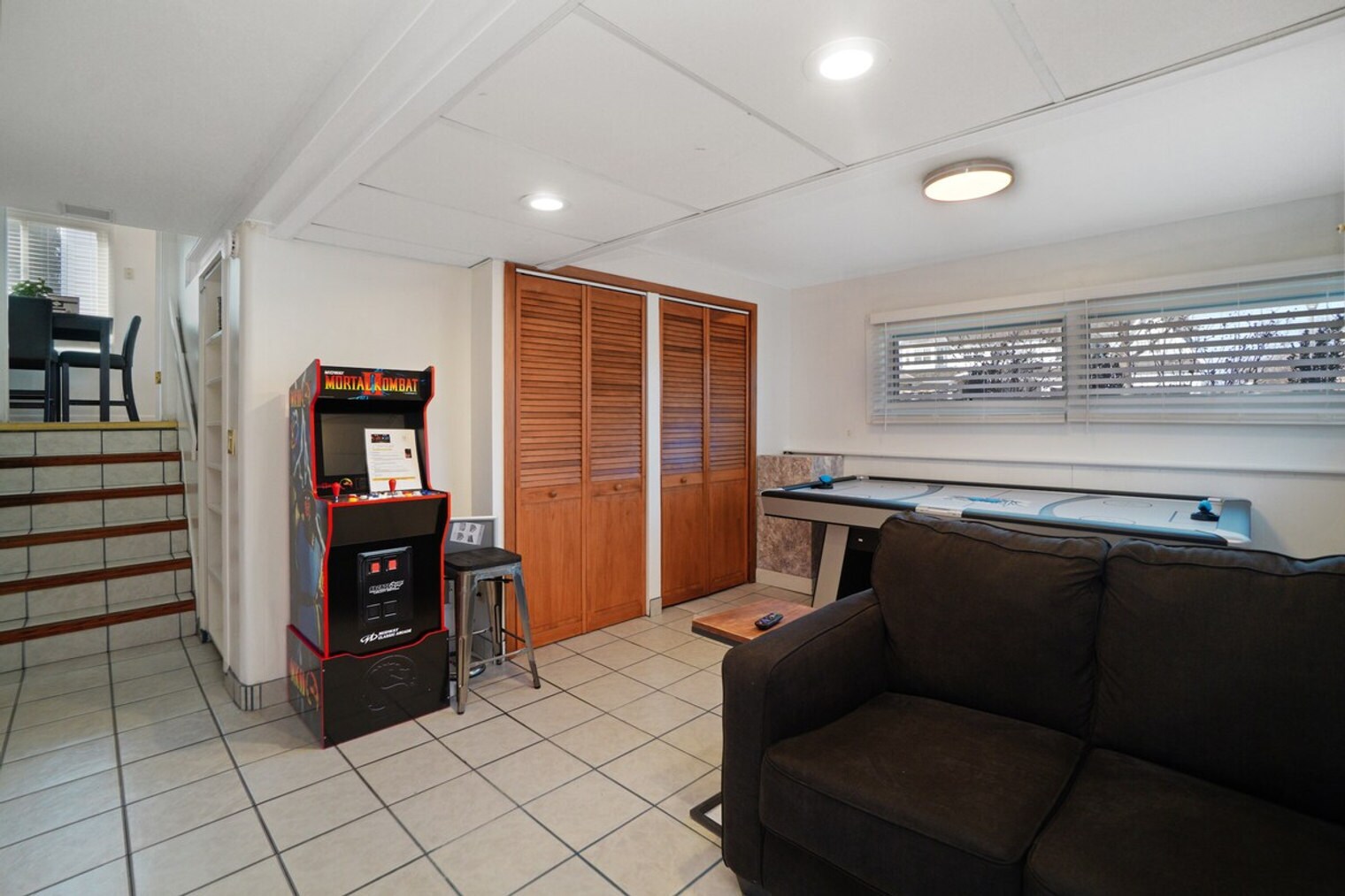 Building Photo - 4438 Balmoral Dr