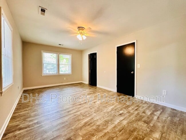Building Photo - 3630 Boulder Park Dr SW