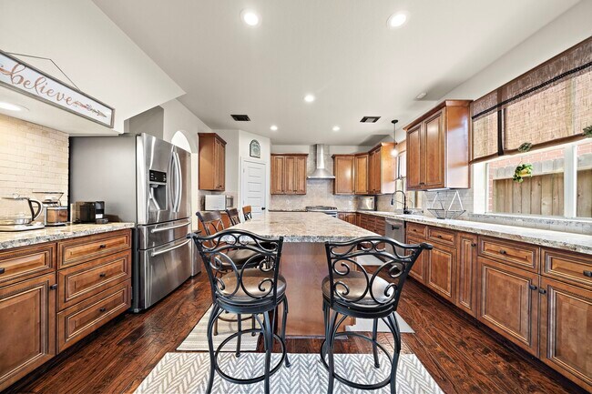 Building Photo - 22634 Cascade Springs Dr
