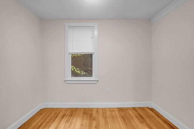 Building Photo - 29-33 Highland Avenue Unit 4