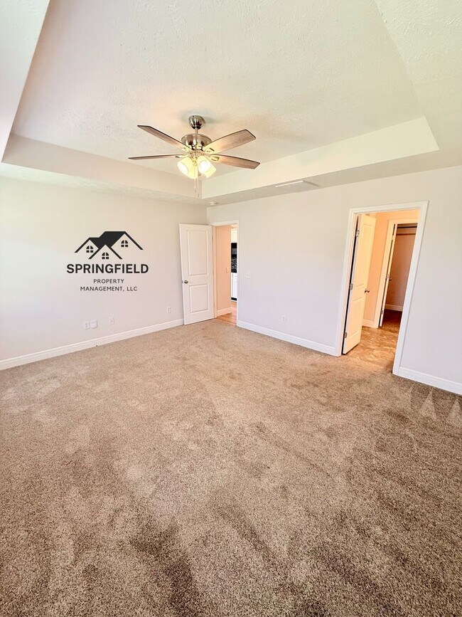 Building Photo - Bent Tree Subdivision - 4 Bedrooms w/ 3 Car Garage