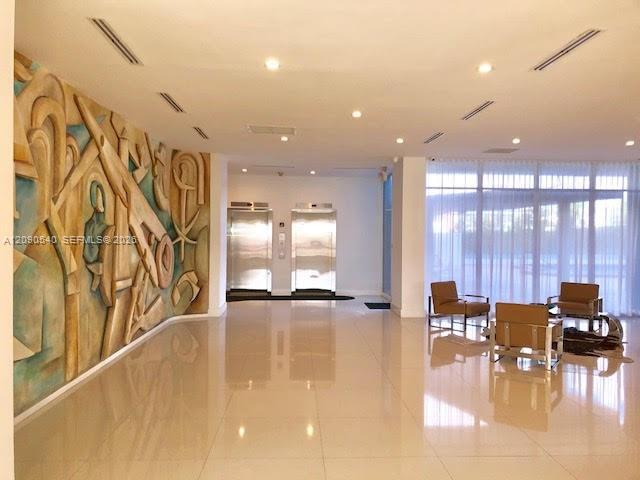Building Photo - 6450 Collins Ave