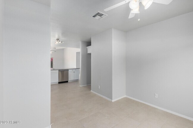 Building Photo - 17715 W Redfield Rd
