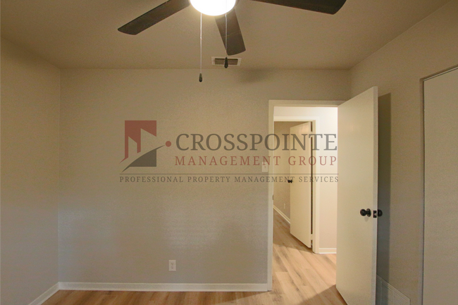 Building Photo - Remodeled 3-Bedroom, 1.5-Bath Retreat in North East Tyler!