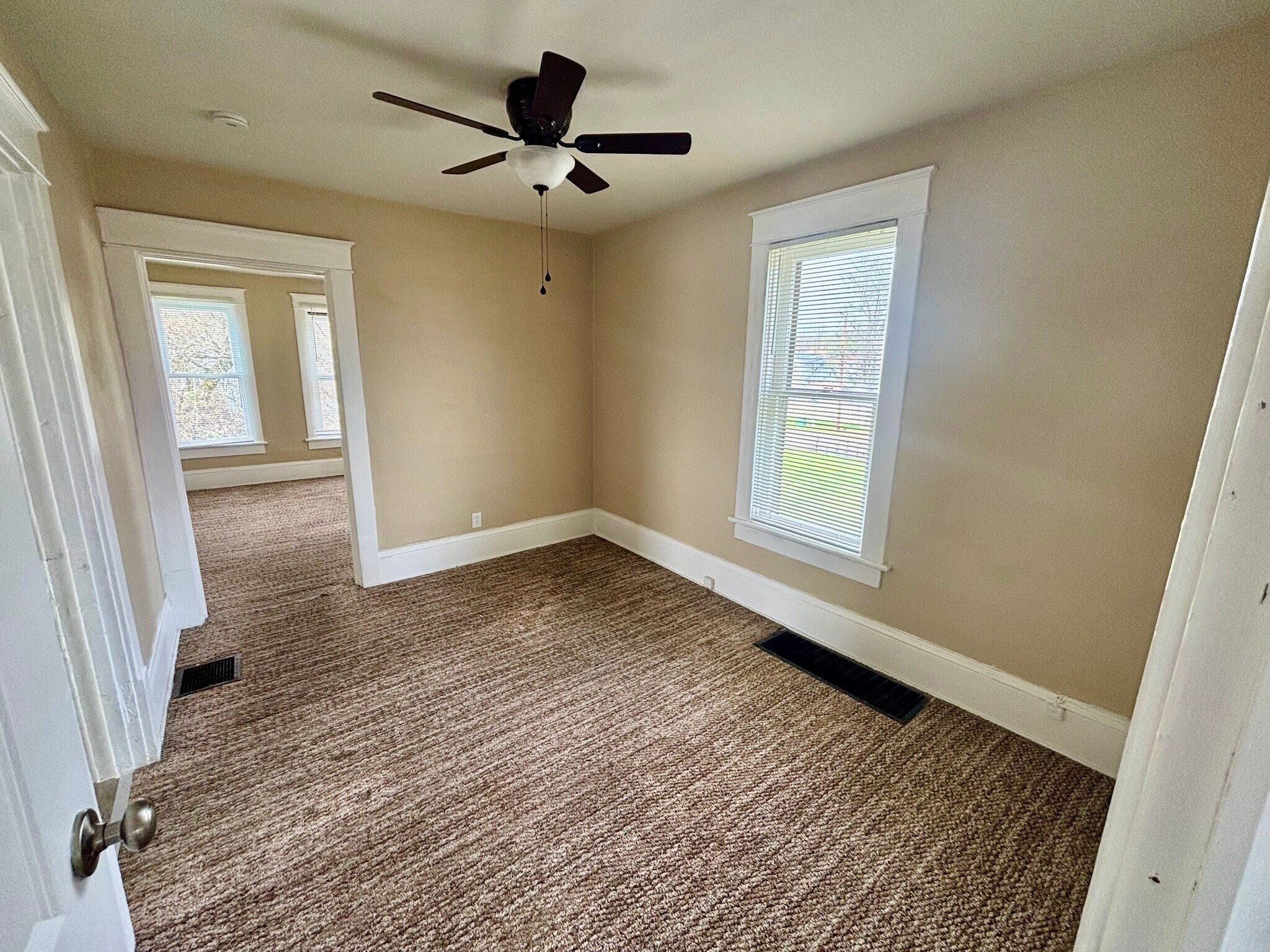 Building Photo - 158 16th St NW