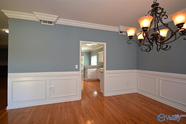 Building Photo - 104 Lancaster Ct SW