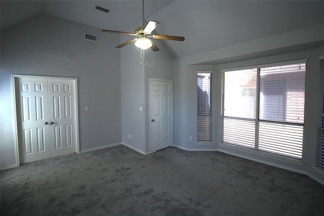 Building Photo - 8502 Linda Vista Dr