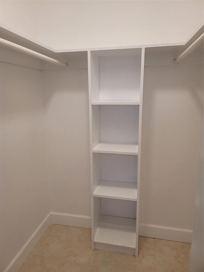 Building Photo - 1439 S Ocean Blvd