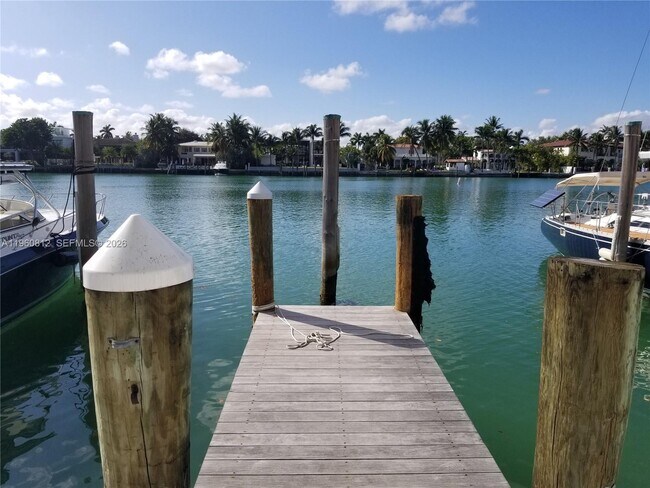 Building Photo - 6580 Indian Creek Dr