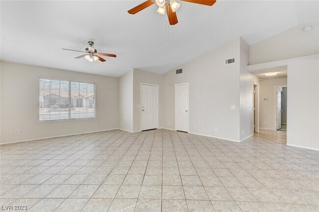 Building Photo - 5032 Drummond Rd