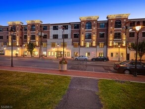 Building Photo - 1701 Springfield Ave