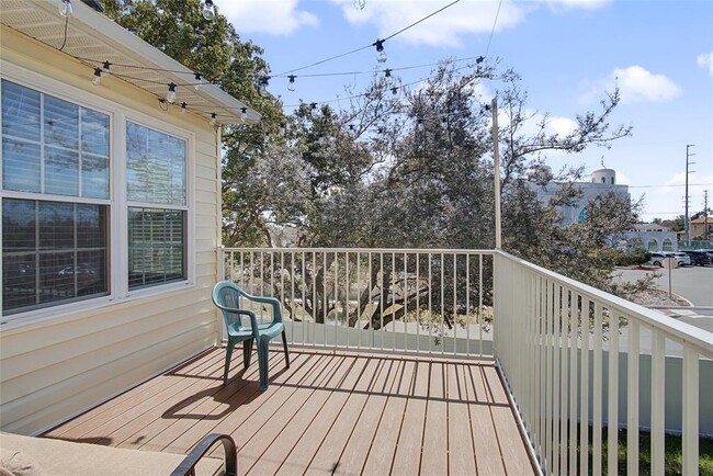 Building Photo - 11462 Commercial St