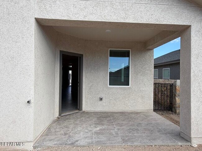 Building Photo - 138 Monteine Trl