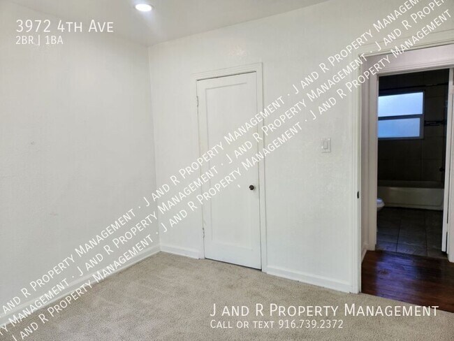 Building Photo - 3972 4th Ave