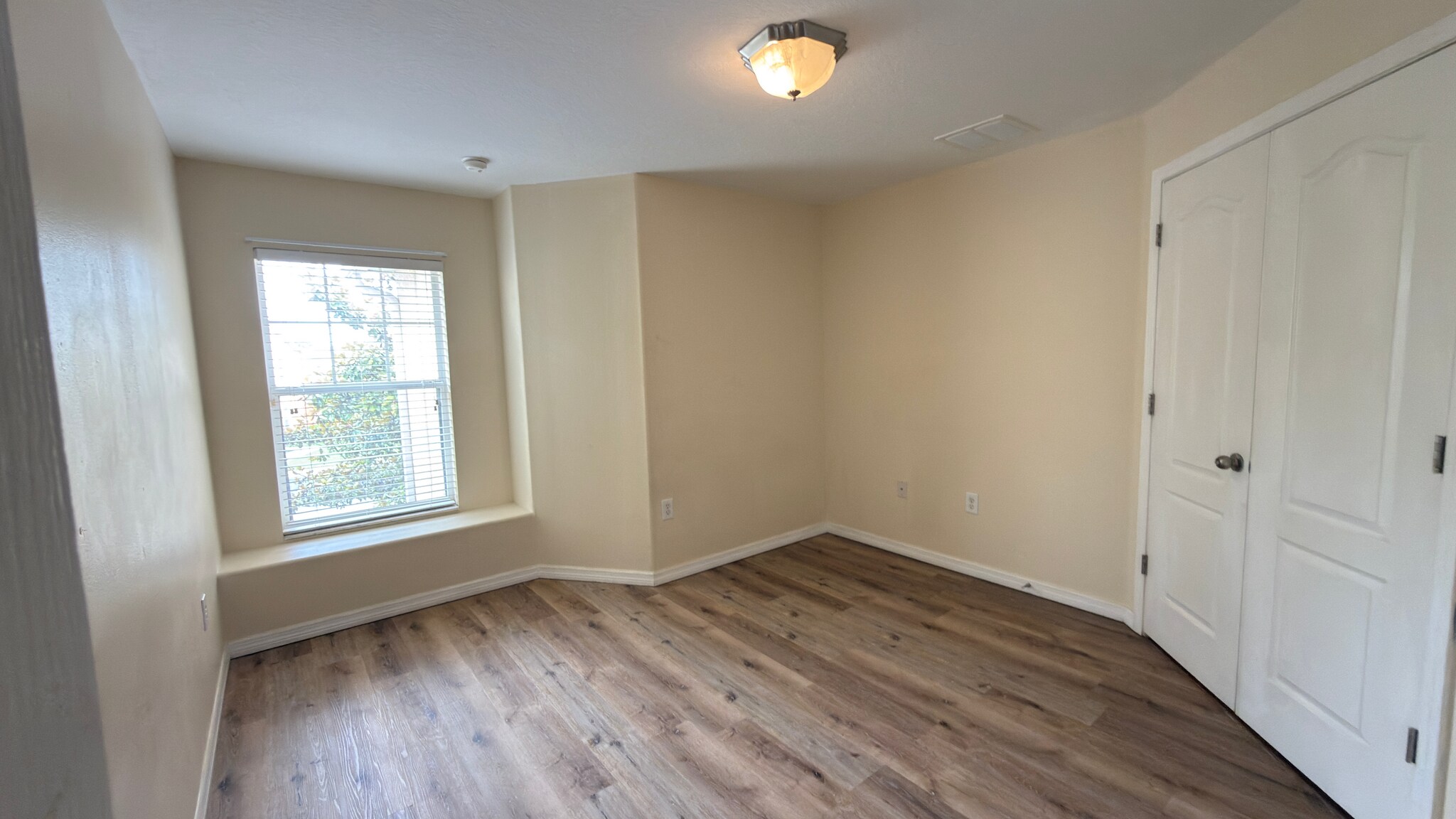 Building Photo - 4213 Winding Vine Dr