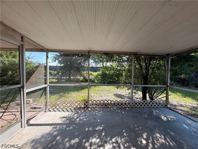 Building Photo - 18433 Iris Rd