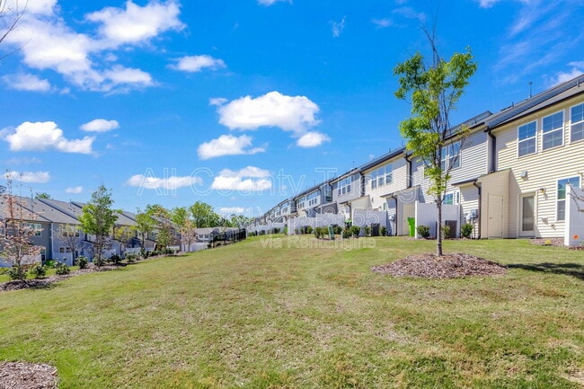 Building Photo - 1364 Scholar Dr