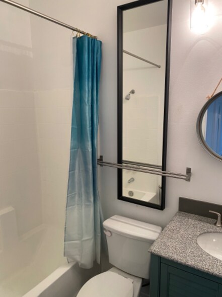 Building Photo - 1224 S Corning St