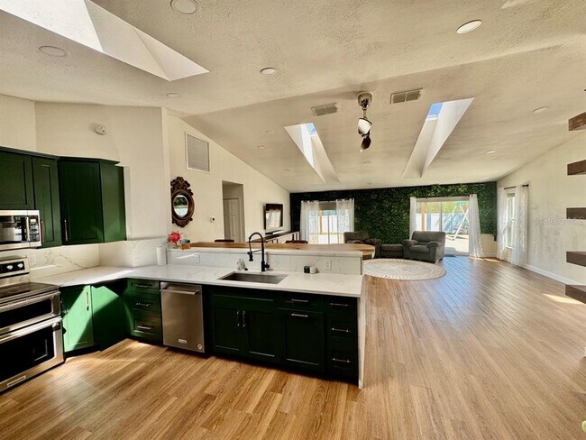 Building Photo - 8640 8th St