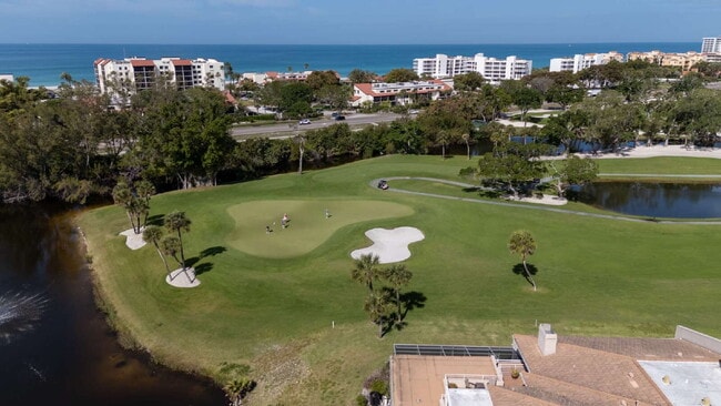 Building Photo - Luxury Furnished Longboat Key Retreat with Private Beach Club Access & Golf Course Views Remodele...