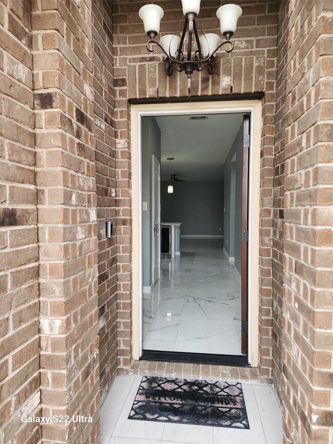 Building Photo - 21007 Whitehaven Bluff Trail