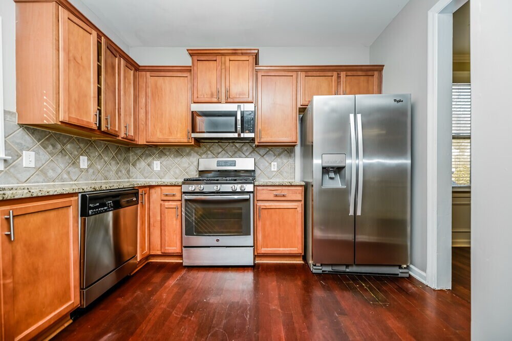 Building Photo - 2808 Harcourt Dr