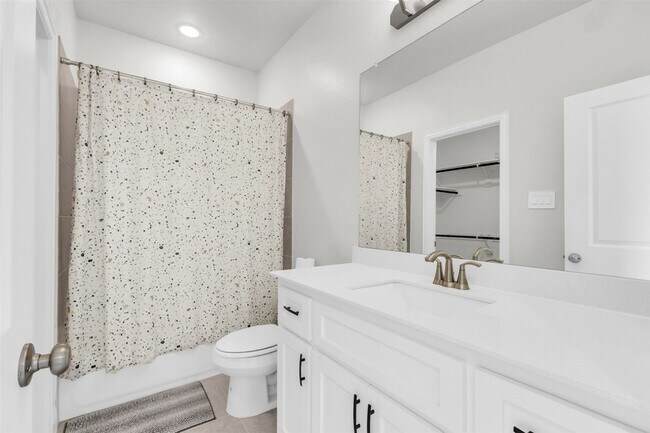 Building Photo - 3511 Solaro Ln